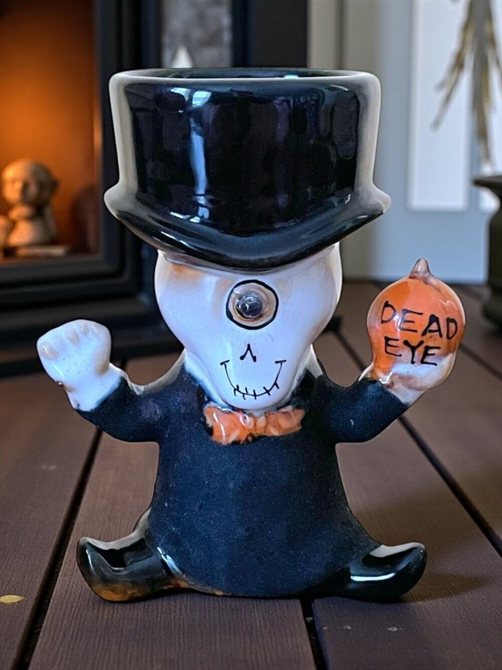 Yankee Candle Boney Bunch Dead Eye Tea Light Candle Holder Light Up Halloween